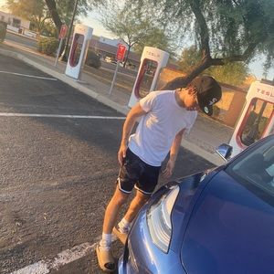 Meet your Posher, Red